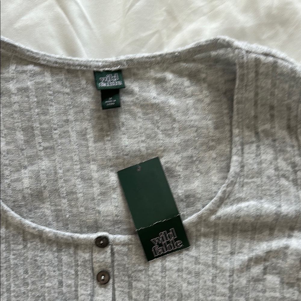 Gray Ribbed Long Sleeve Top - Picture 2 of 4